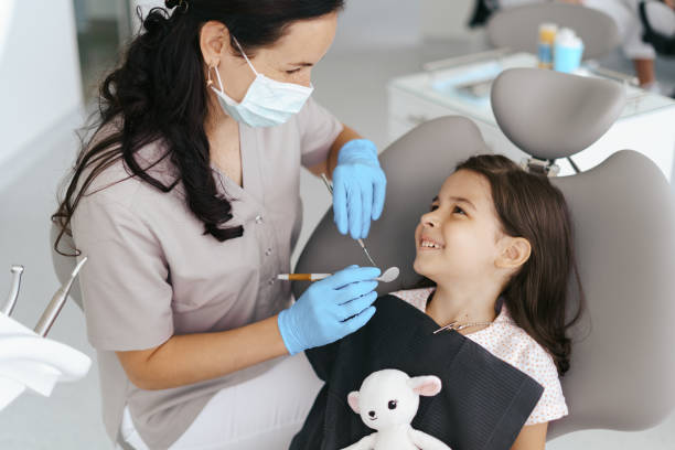 Best Emergency Cosmetic Dentistry in Fairfield University, CT